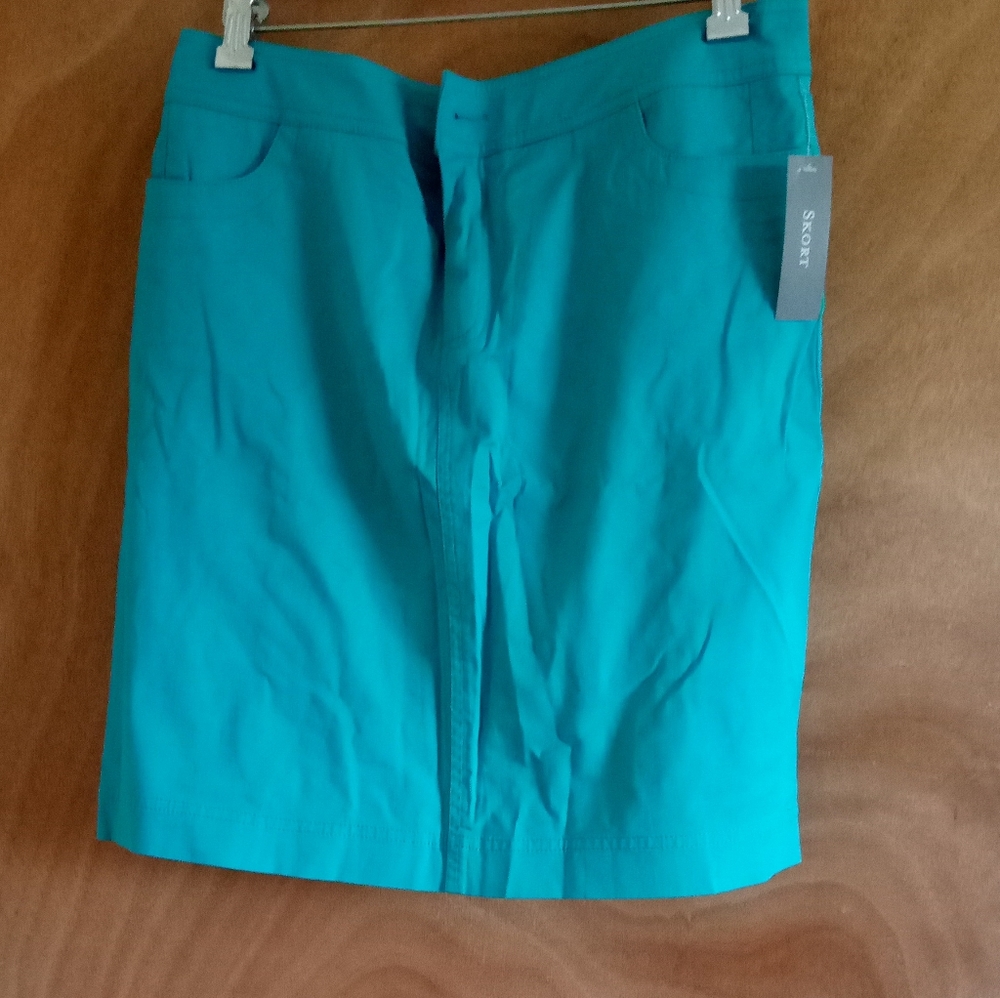Skort